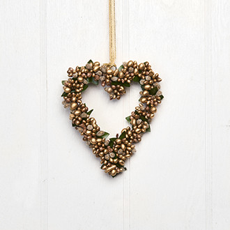 Szív alakú függő karácsonyi dekoráció, ajtódísz, arany bogyókkal, 14 cm